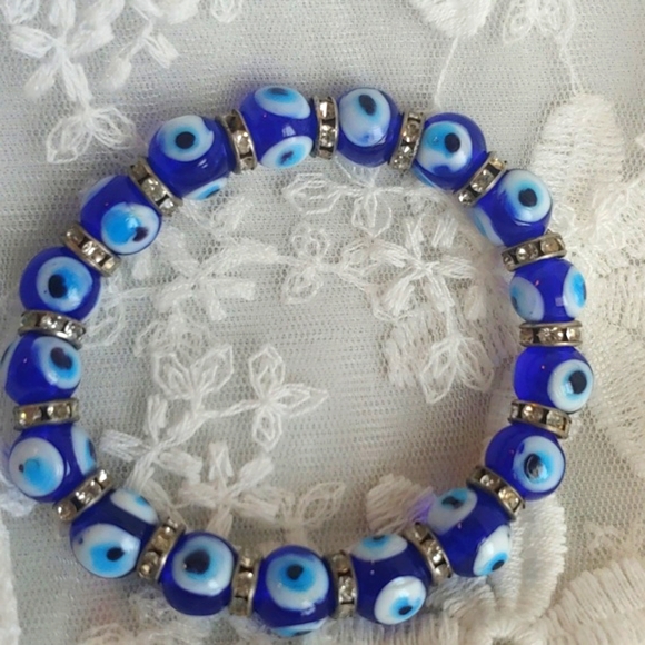 Turkish Nazar Evil Eye Beaded Bracelet - Picture 2 of 9